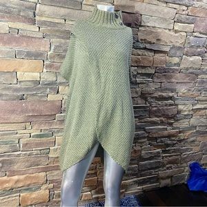 Simply Noelle Women's L/XL Green Chunky Knit Sweater Poncho Textured Moc…